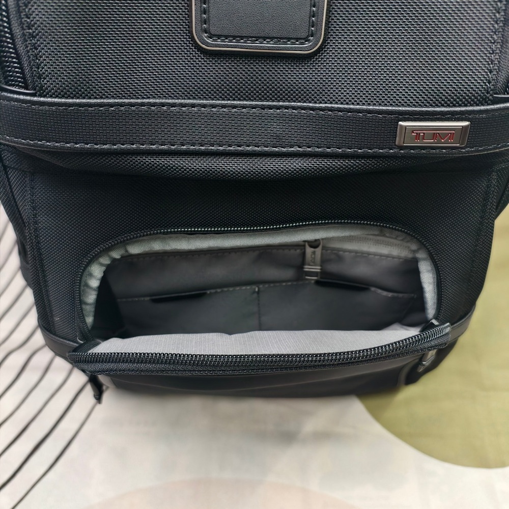 🥥TUMI Alpha 3 Backpack | Ballistic Nylon Large Capacity | Business & Travel - Picture 5 of 7